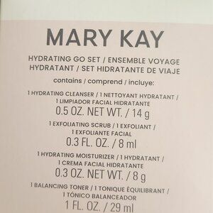 Mary Kay Hydrating go set for normal to dry skin